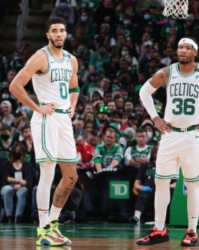  塔图姆关键抢断锁定胜局，绿军加时力克热火三巨头